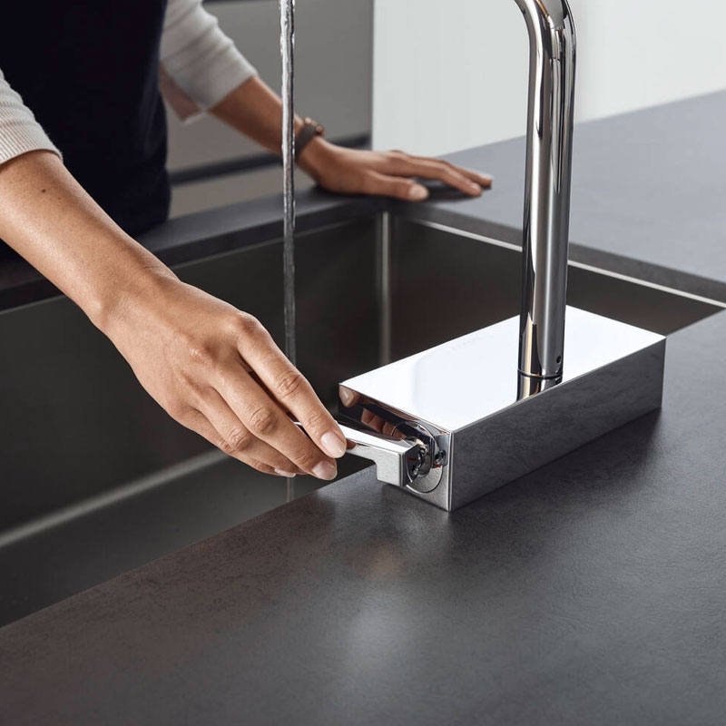 Baterie de bucatarie cu pipa extractabila, sBox, Hansgrohe, Aquno Select M81 250, crom